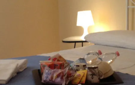 Appartement 0m² , Met 0 Privé Badkamer In Historical Center *