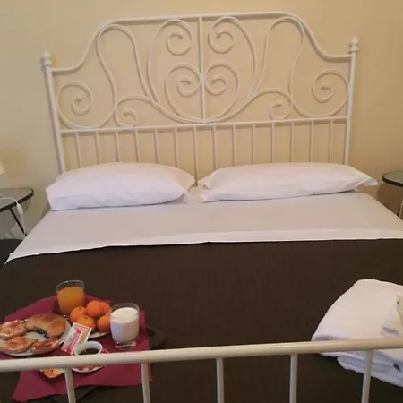0m² , Met 0 Privé Badkamer In Historical Center Appartement *